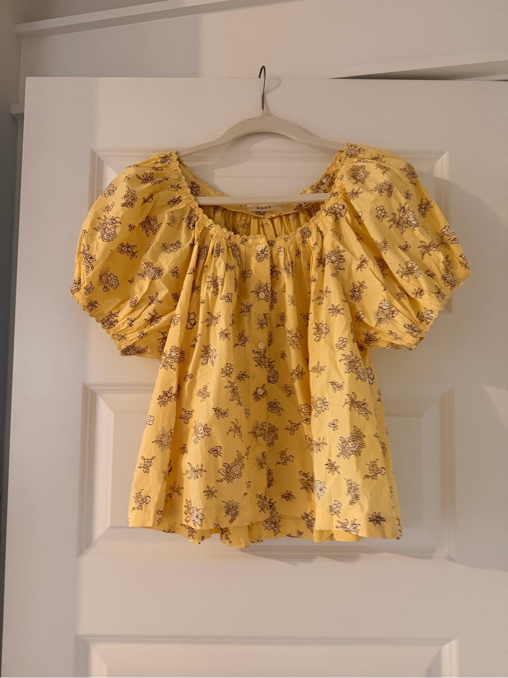 DOEN Yellow Floral Puff-Sleeve Women’s Top - worn once! XS